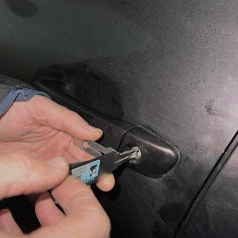 Инструмент для взлома замков